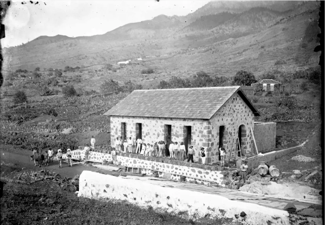 Construcción casa camineros de Las Manchas